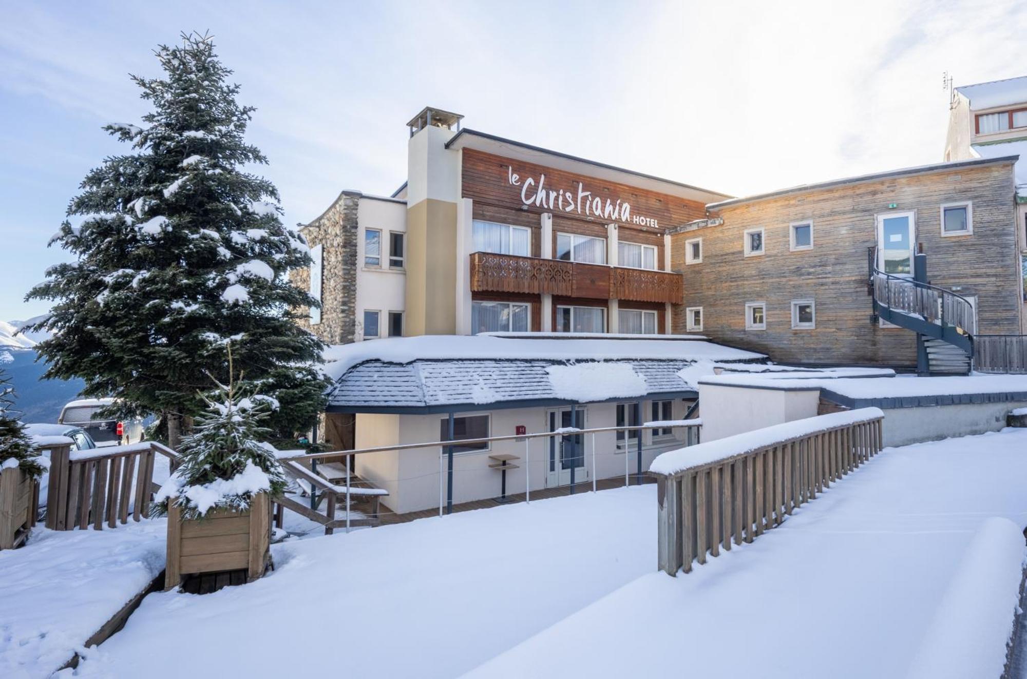 Le Christiania Hotel Saint-Lary-Soulan Exterior photo